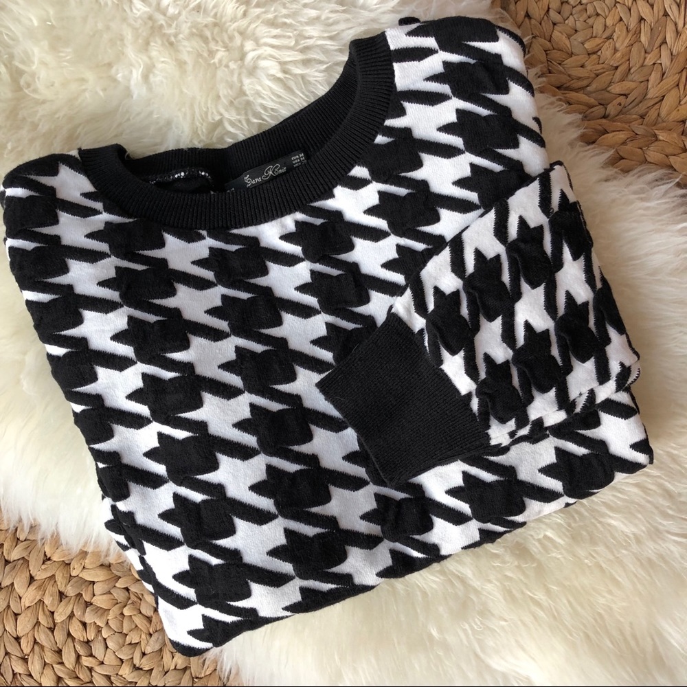 Zara Houndstooth Knit Sweater